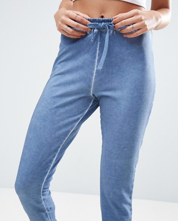 Boyfriend Shirt With Distressing Ankle Leg