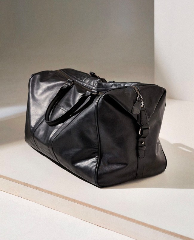 Pebbled weekend bag