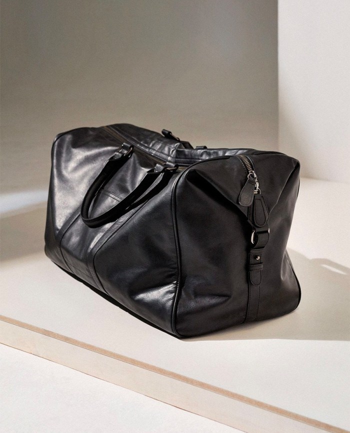Pebbled weekend bag