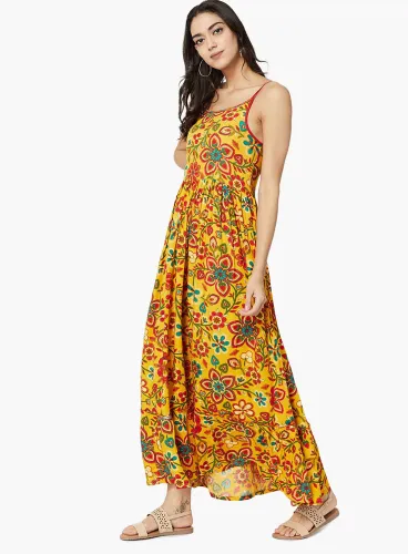 Sleeveless dress